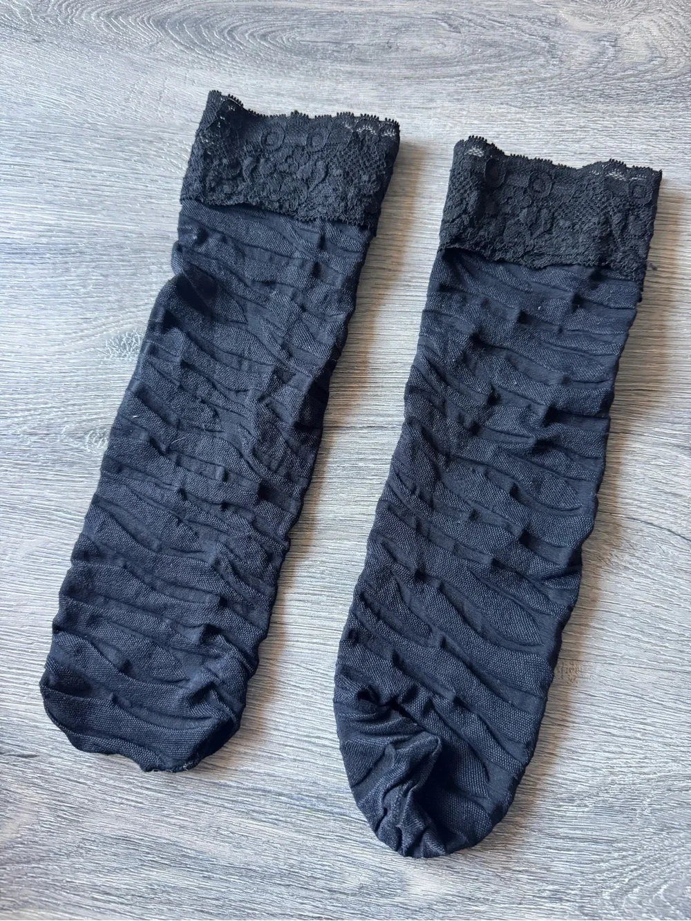 Sheer Zebra Pattern Lace Socks